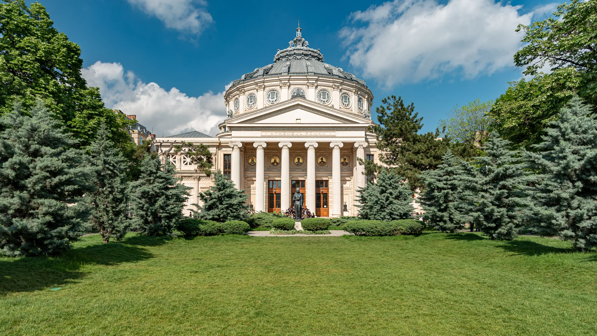 The Romanian Athenaeum and its garden in central Bucharest.