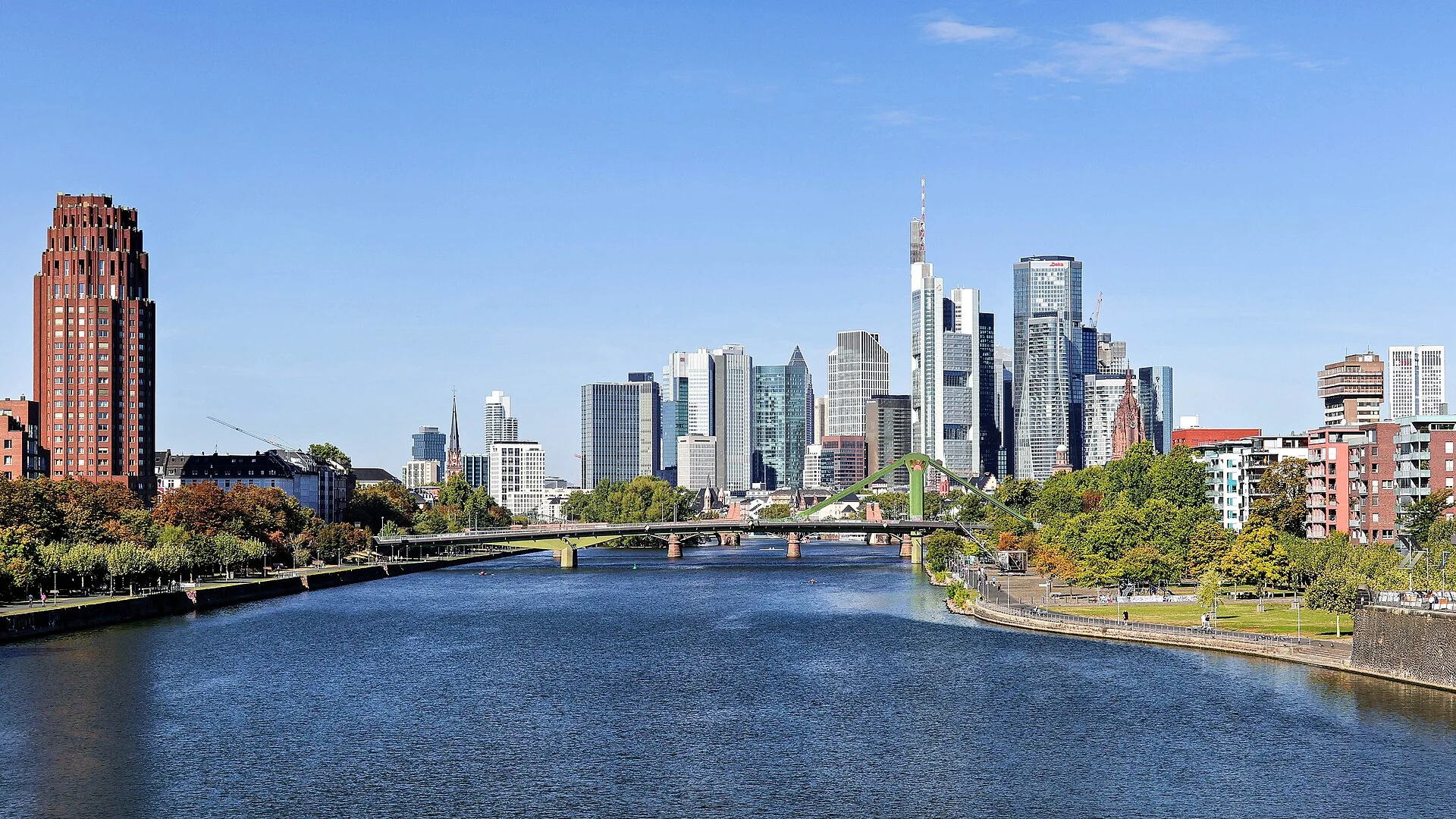 Frankfurt skyline and Flößerbrücke across the River Main