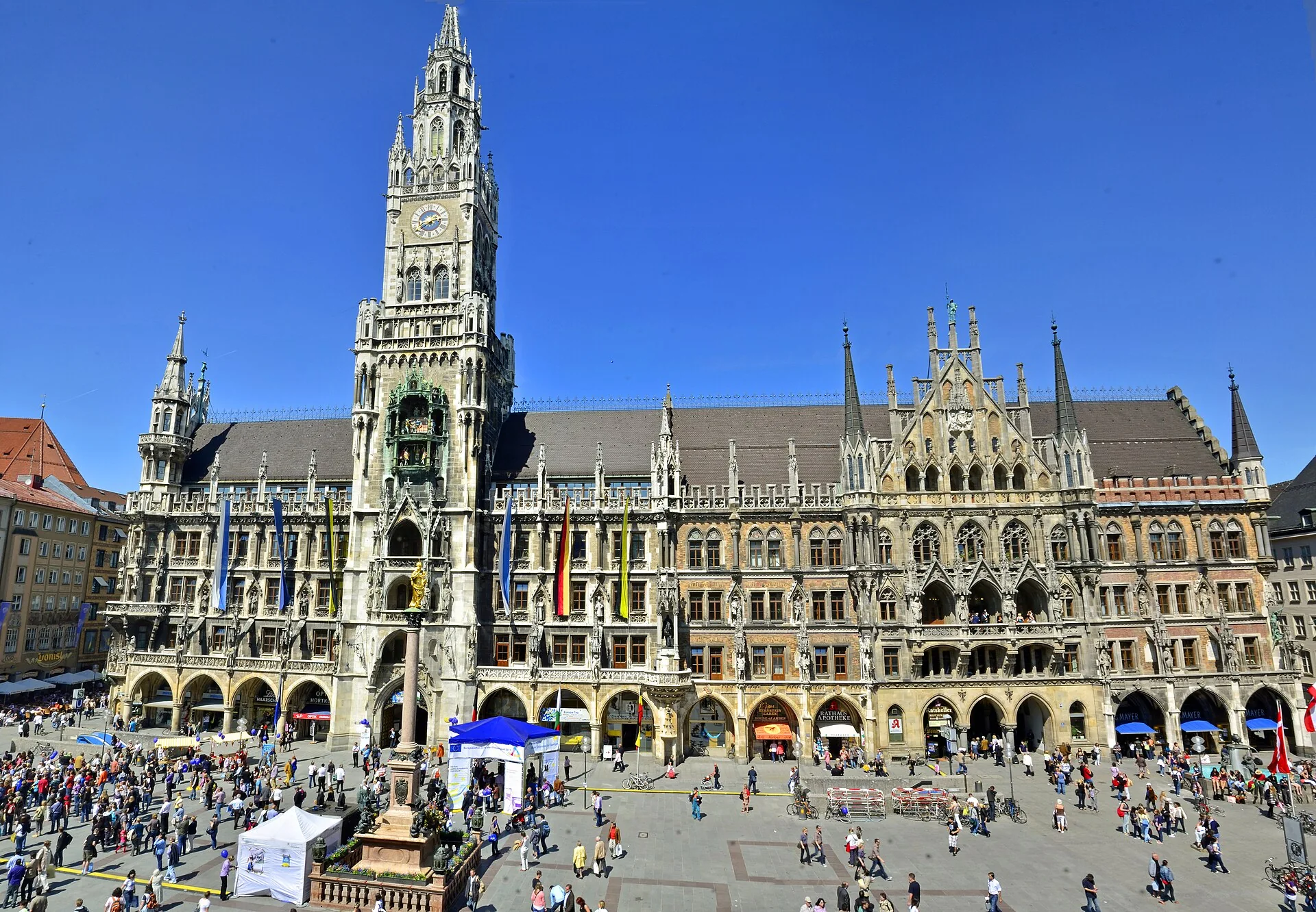 New Town Hall and Marienplatz in Munich