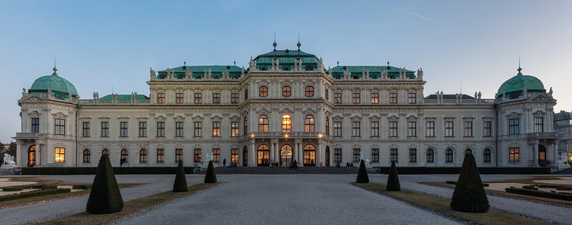 The complete Upper Belvedere Palace in Vienna at dusk