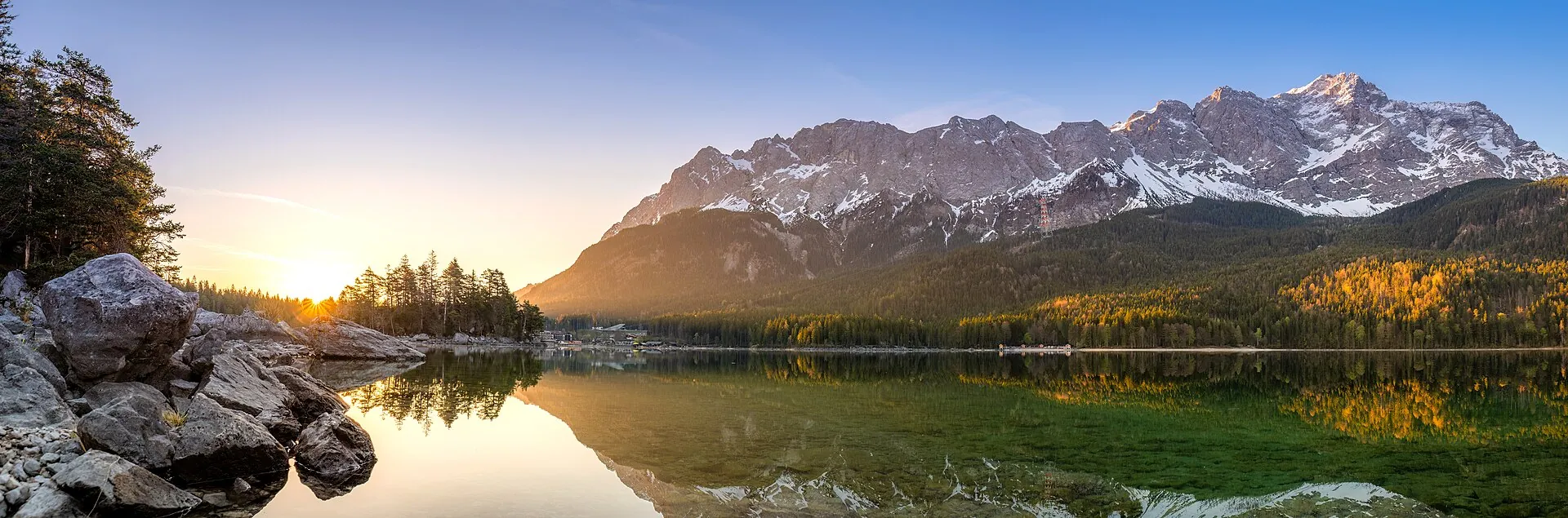Eibsee and the Bavarian Alps at sunrise, Germany