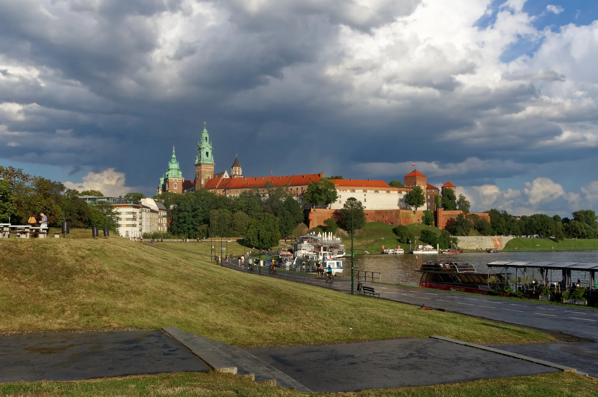 Wawel Castle and cathedral above the Vistula River in Kraków.